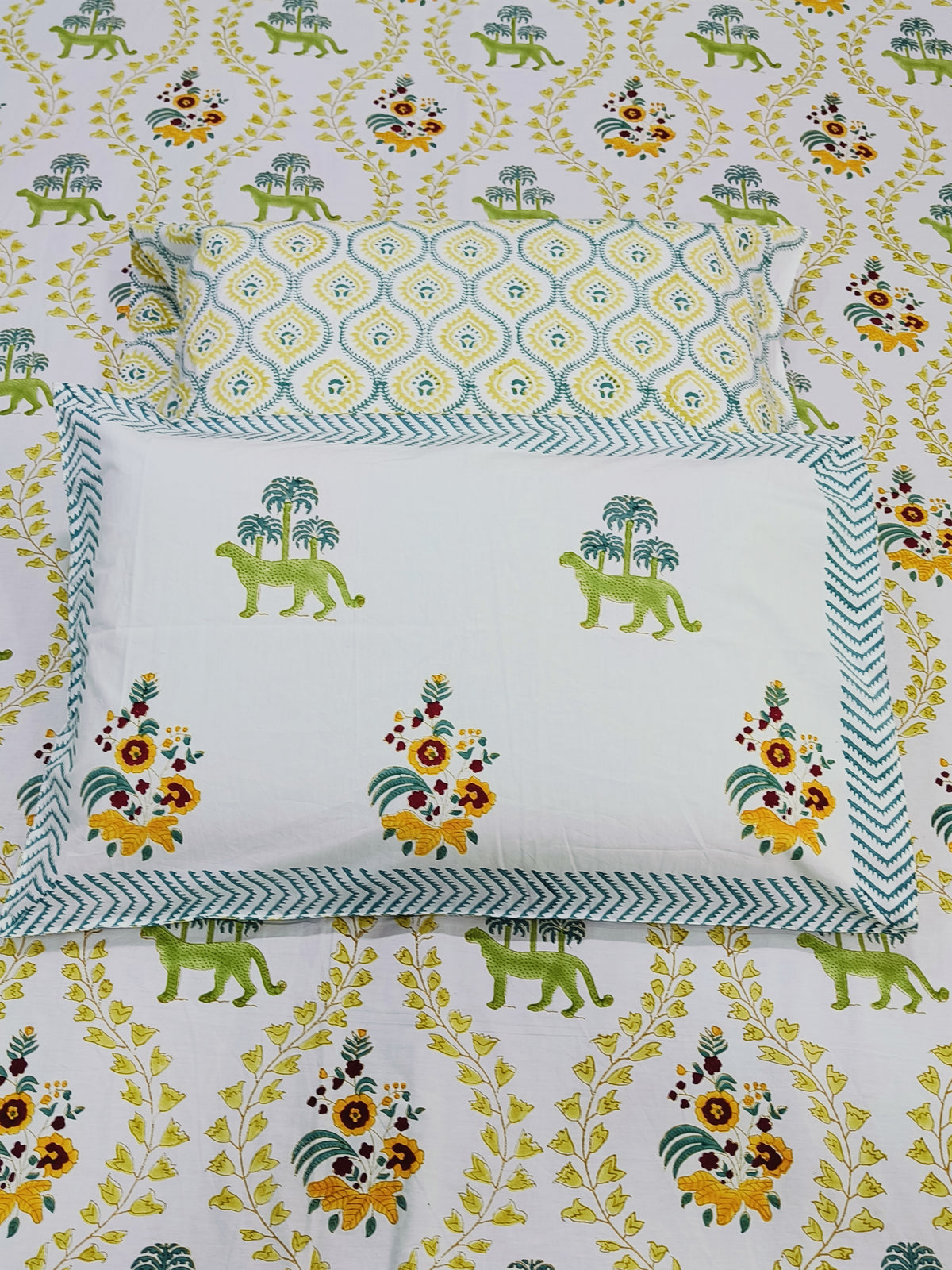 QUEEN Fitted Sheet