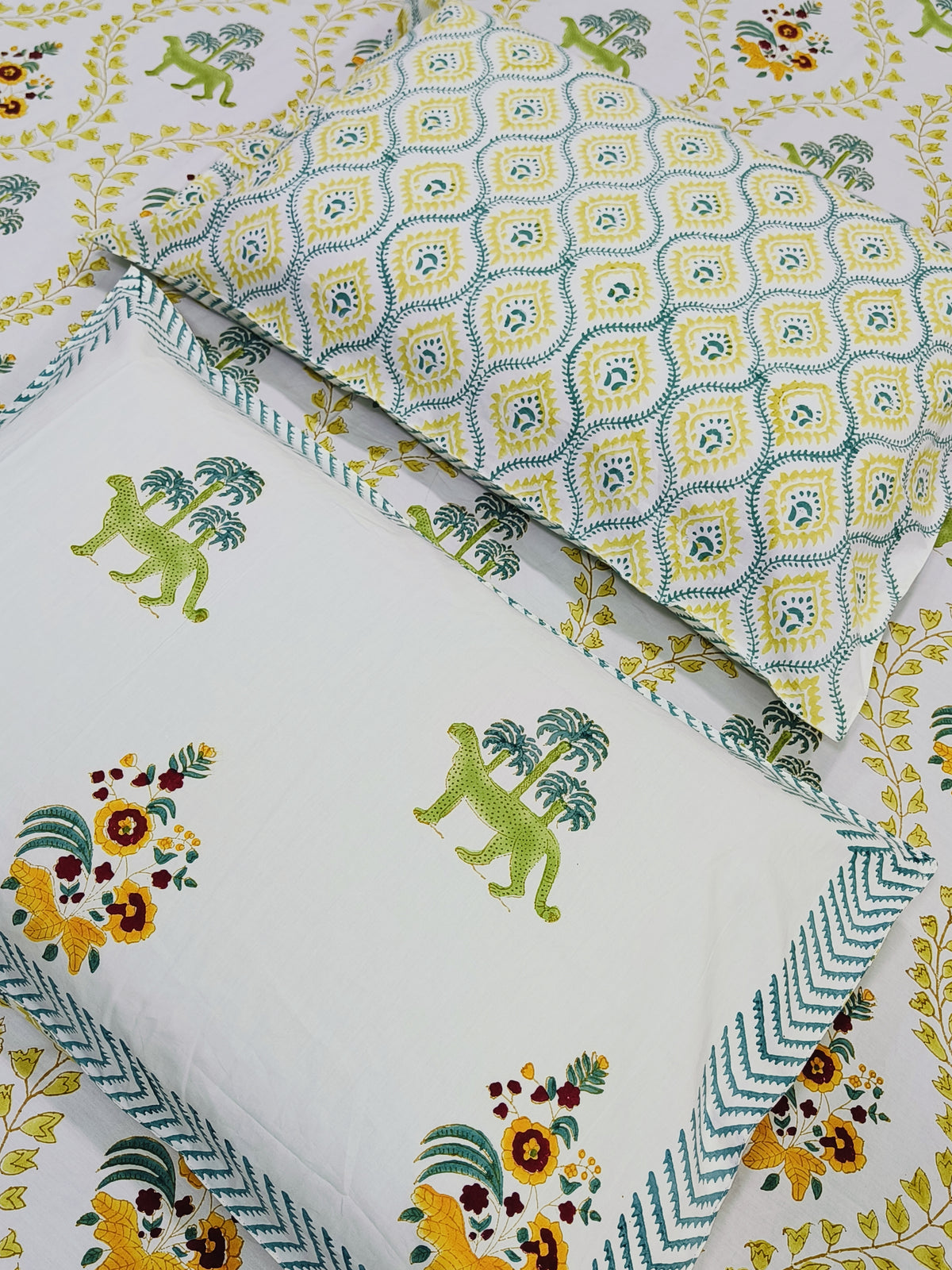 QUEEN Fitted Sheet