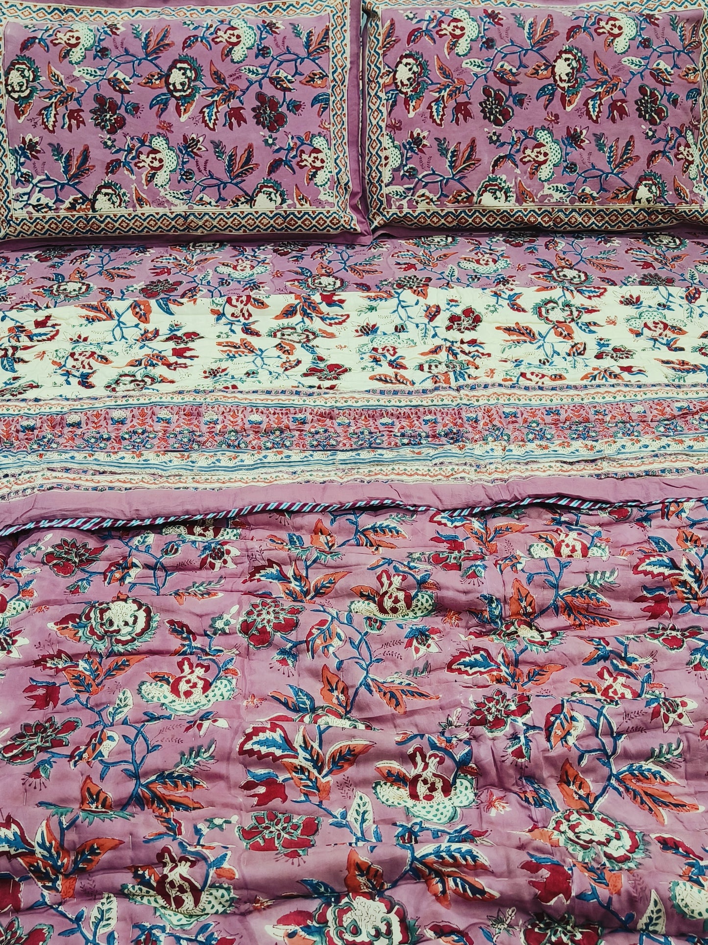 Bedding Sets with Quilts