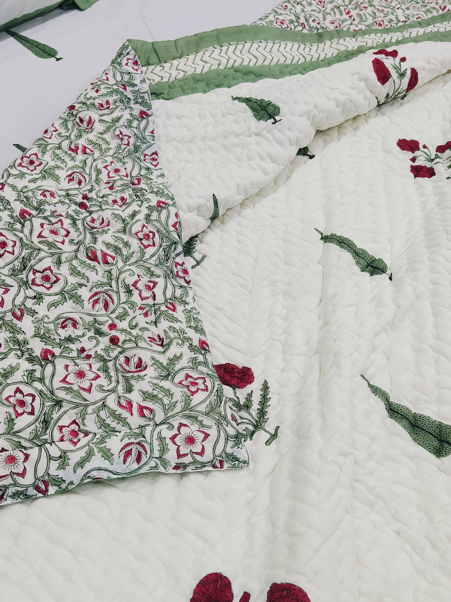 FRESH ARRIVAL Quilts (Double Bed)