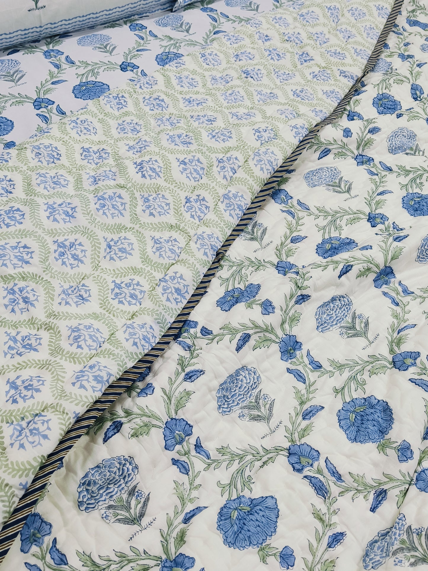 FRESH ARRIVAL Quilts (Double Bed)