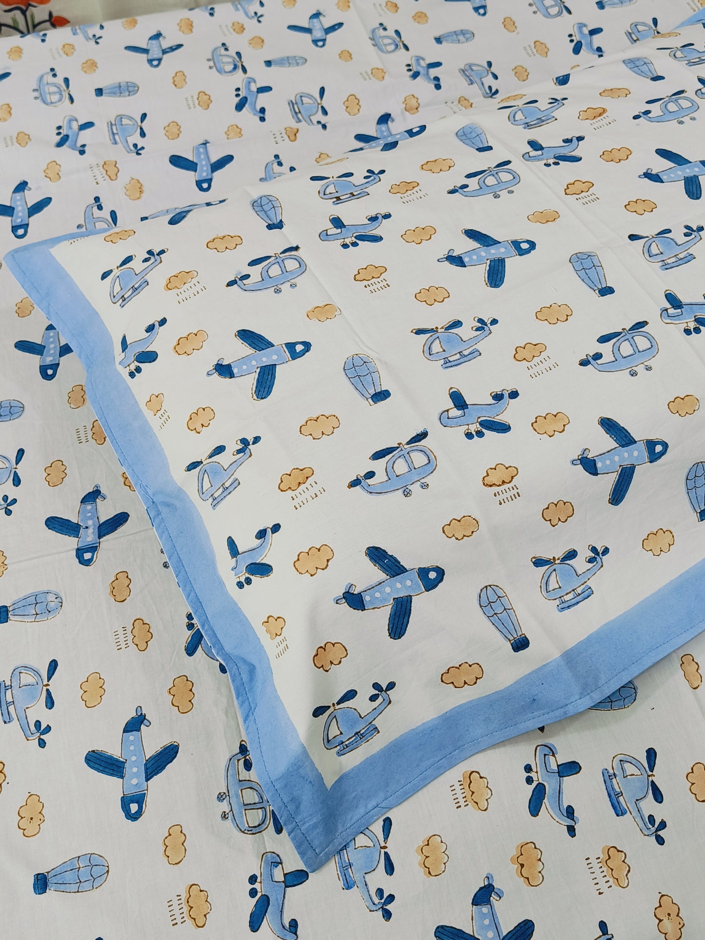 Twin Bedsheets/Single Bedsheets