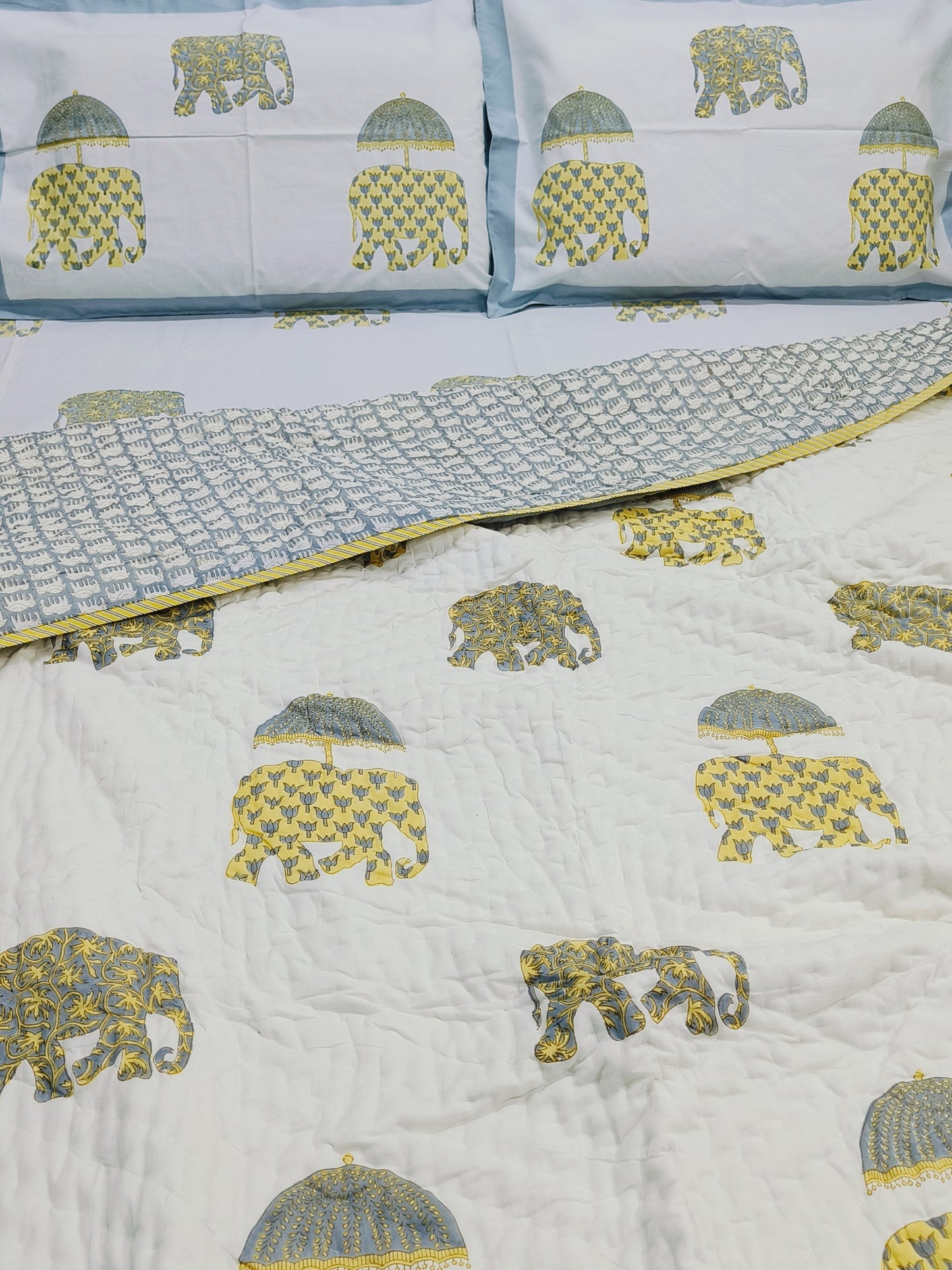 Bedding Sets with Quilts