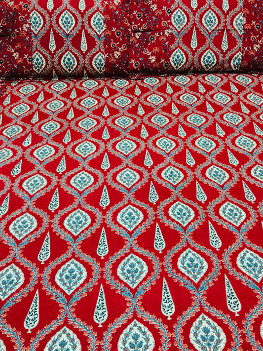 Bedsheet With King Size Pillow Cases