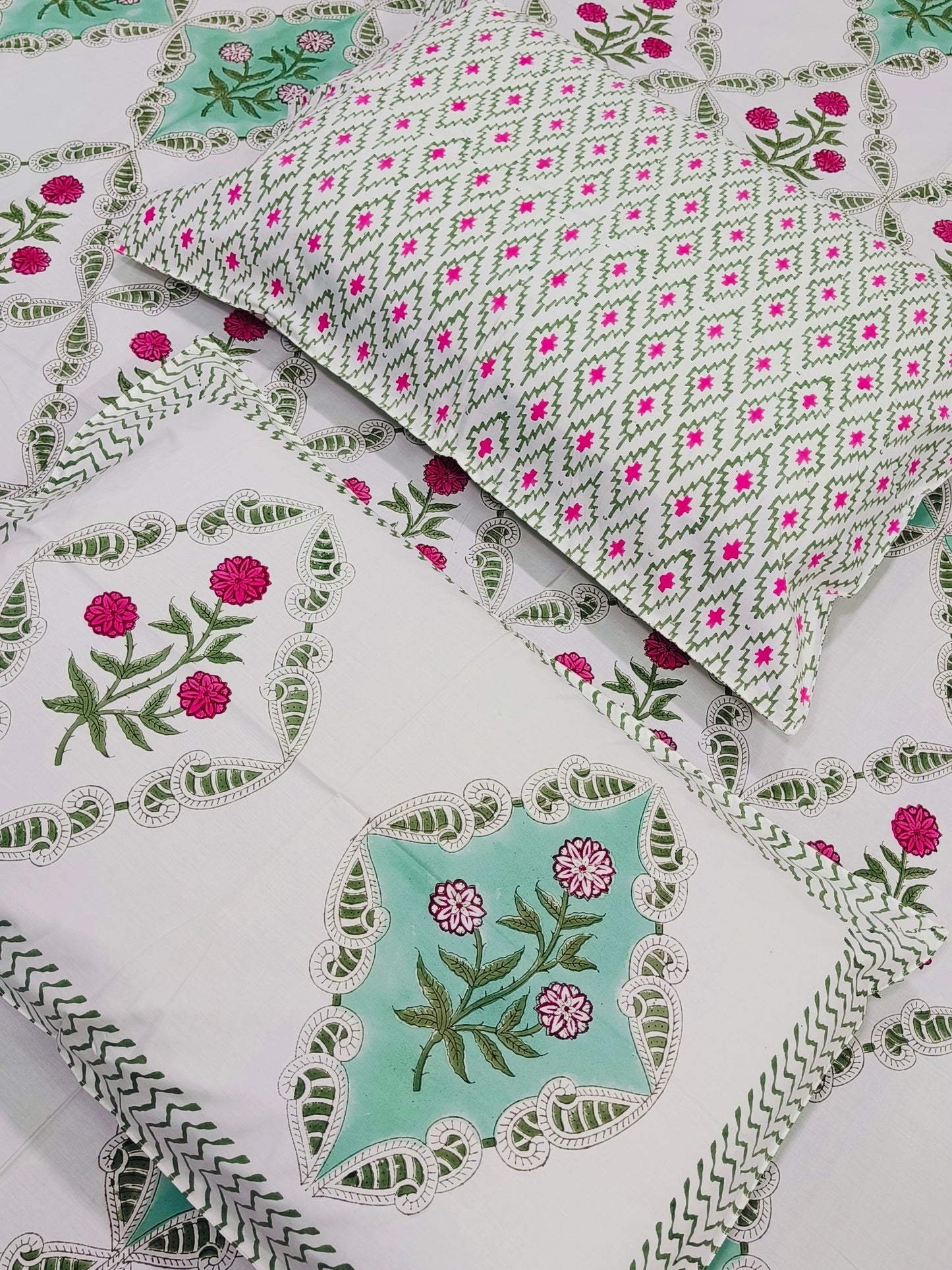 QUEEN Fitted Sheet