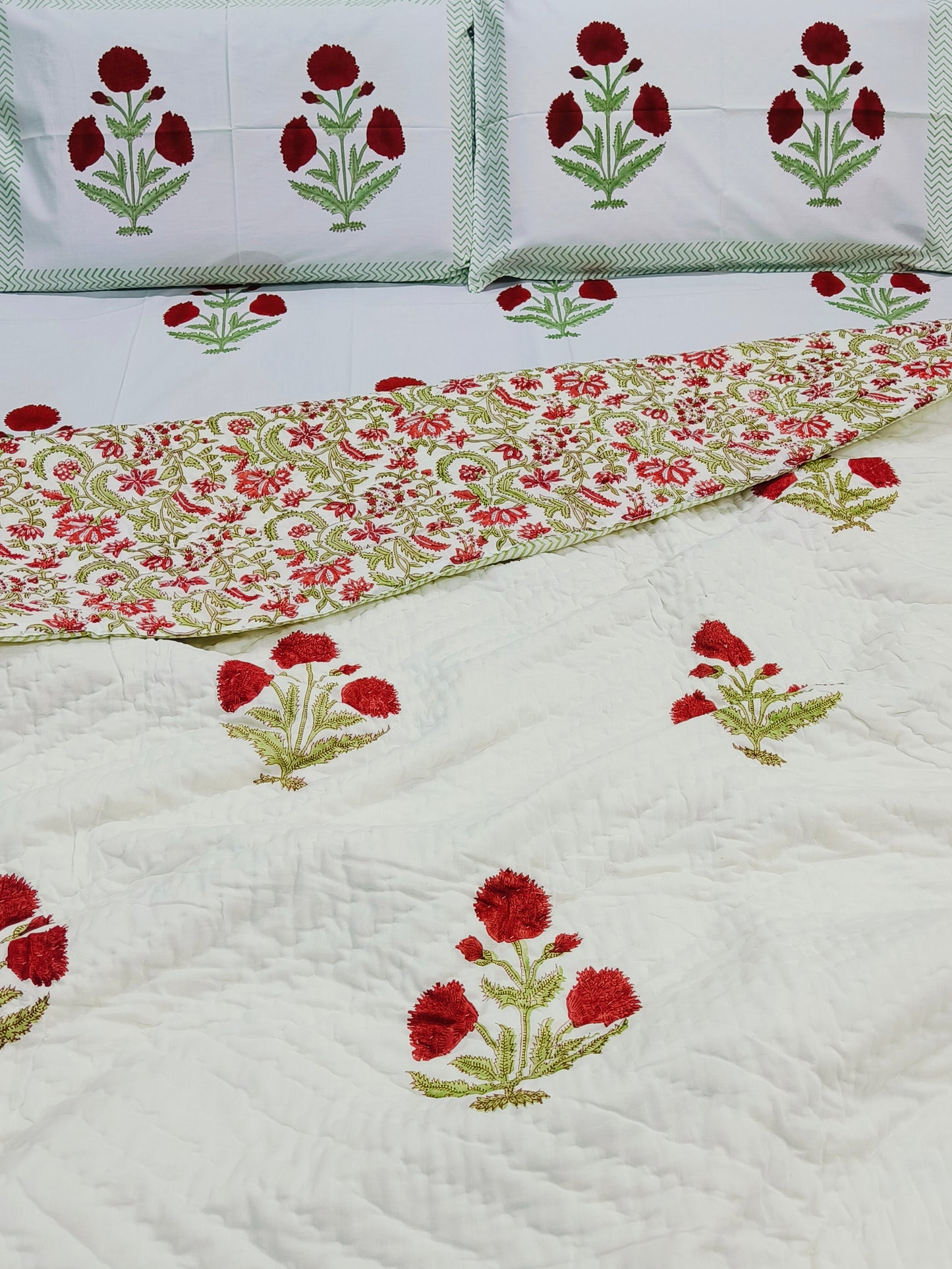 Bedding Sets with Quilts