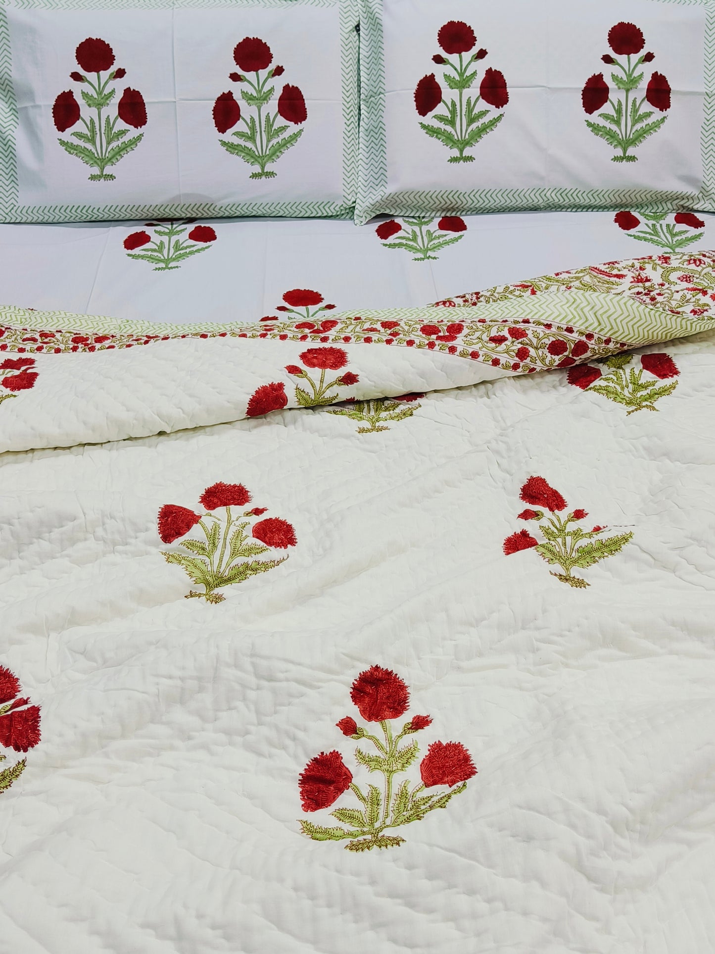 Bedding Sets with Quilts