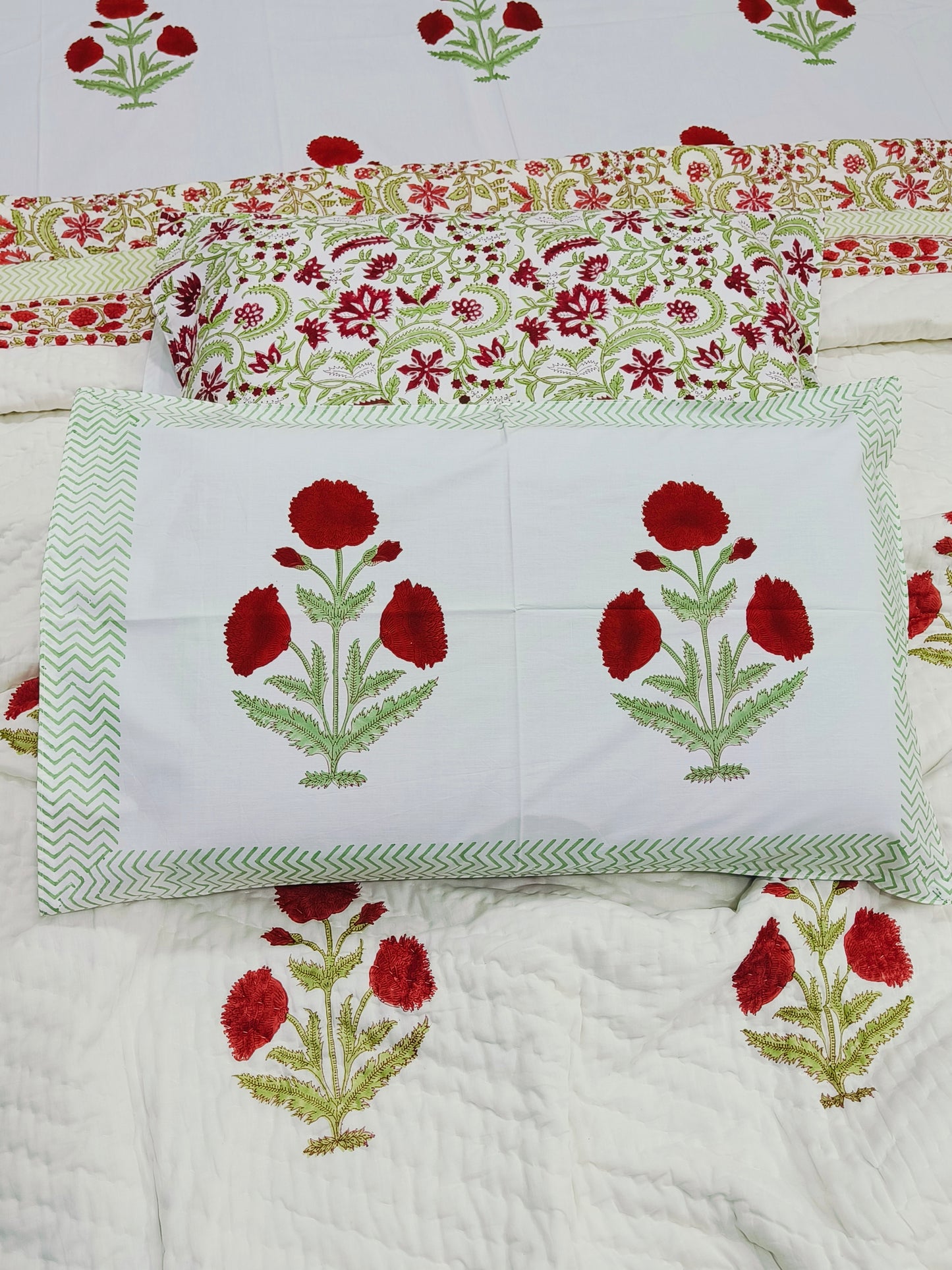 Bedding Sets with Quilts