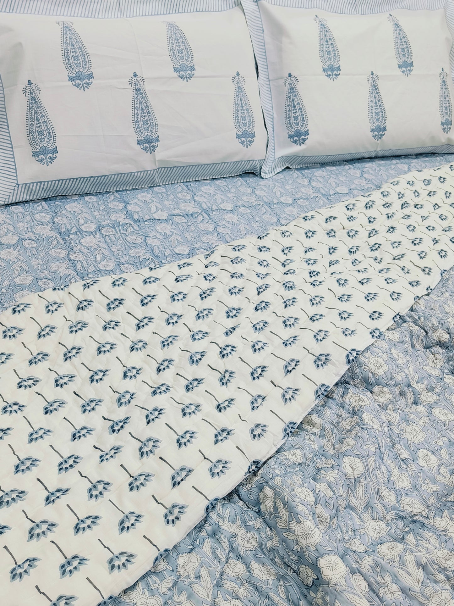 Bedding Sets with Quilts