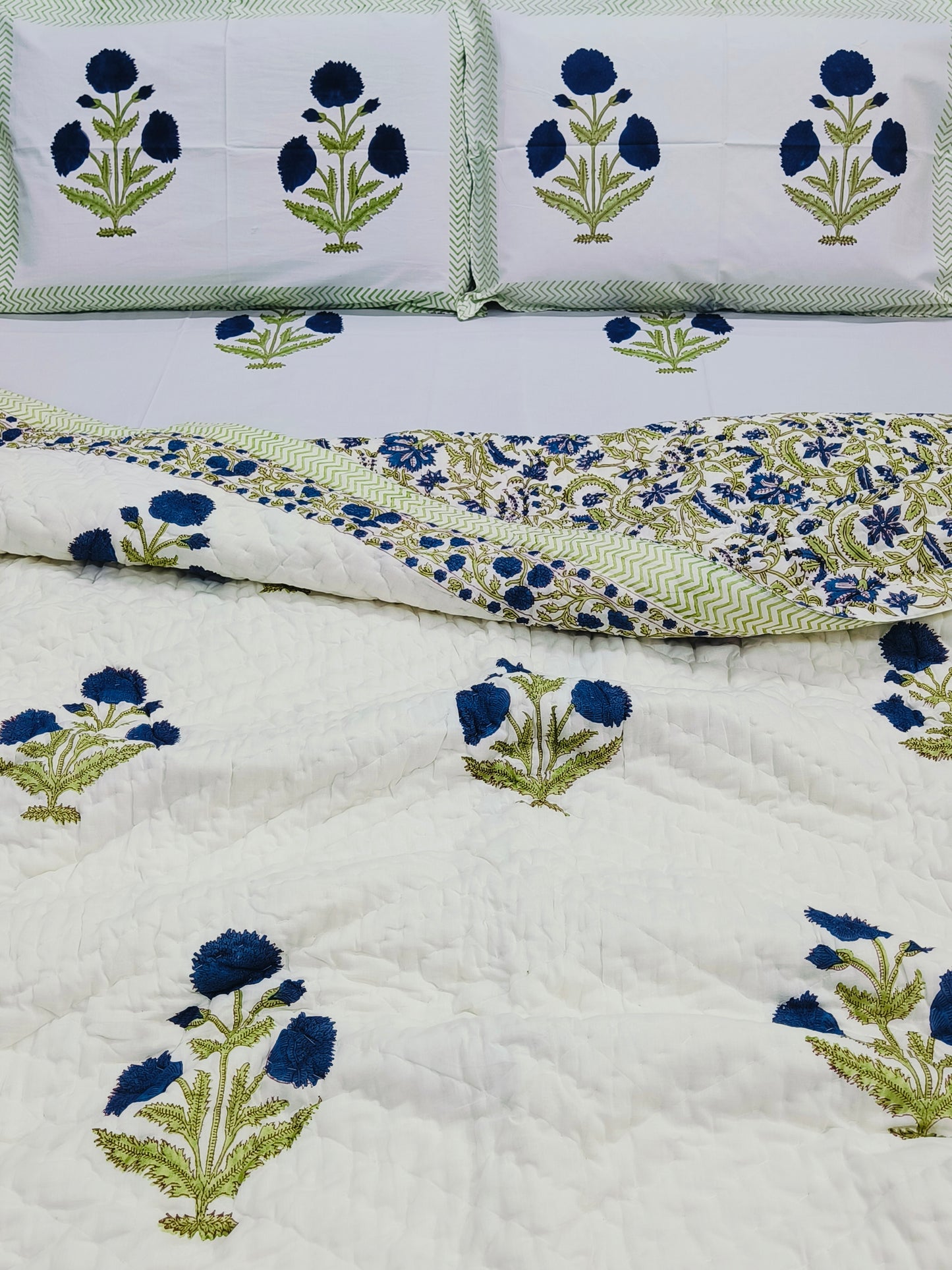 Bedding Sets with Quilts