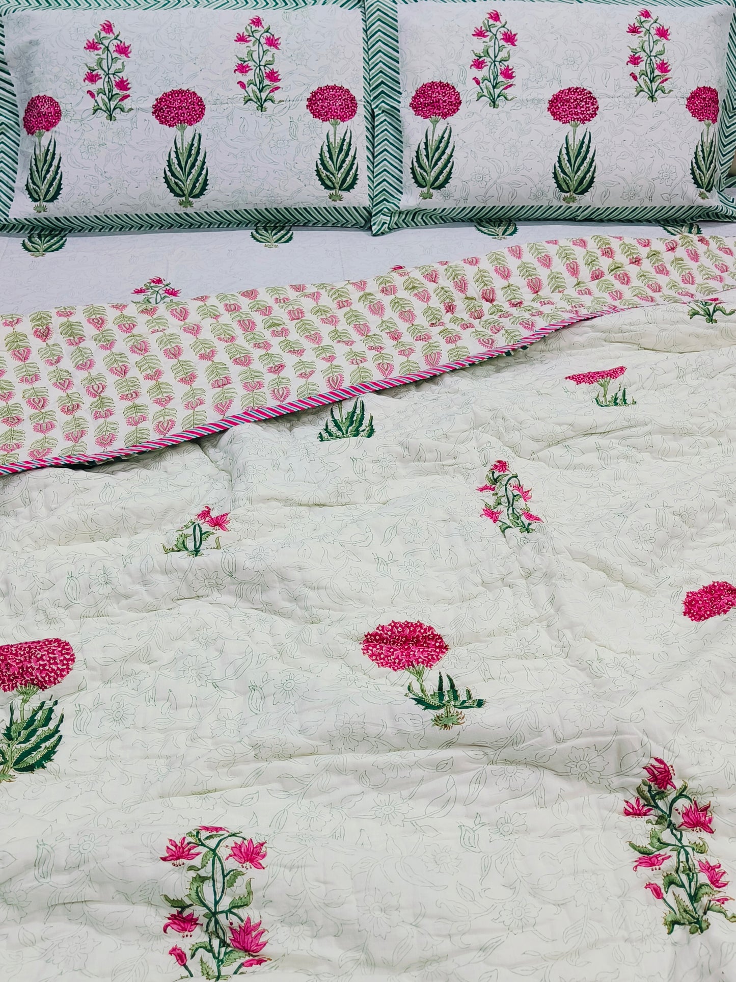 Bedding Sets with Quilts