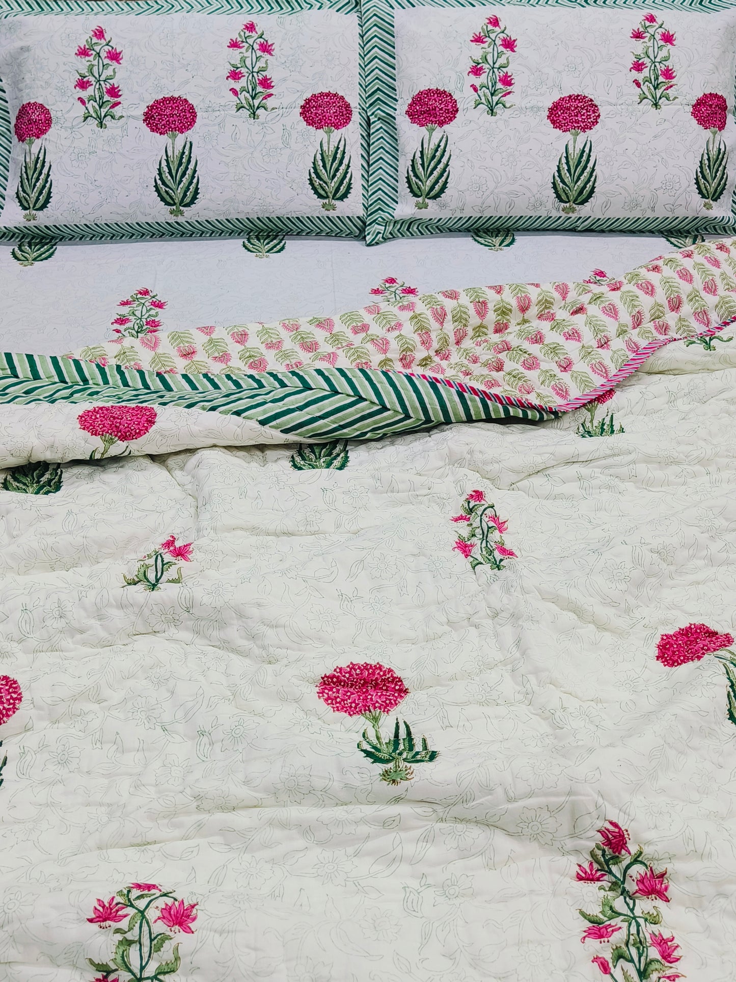 Bedding Sets with Quilts