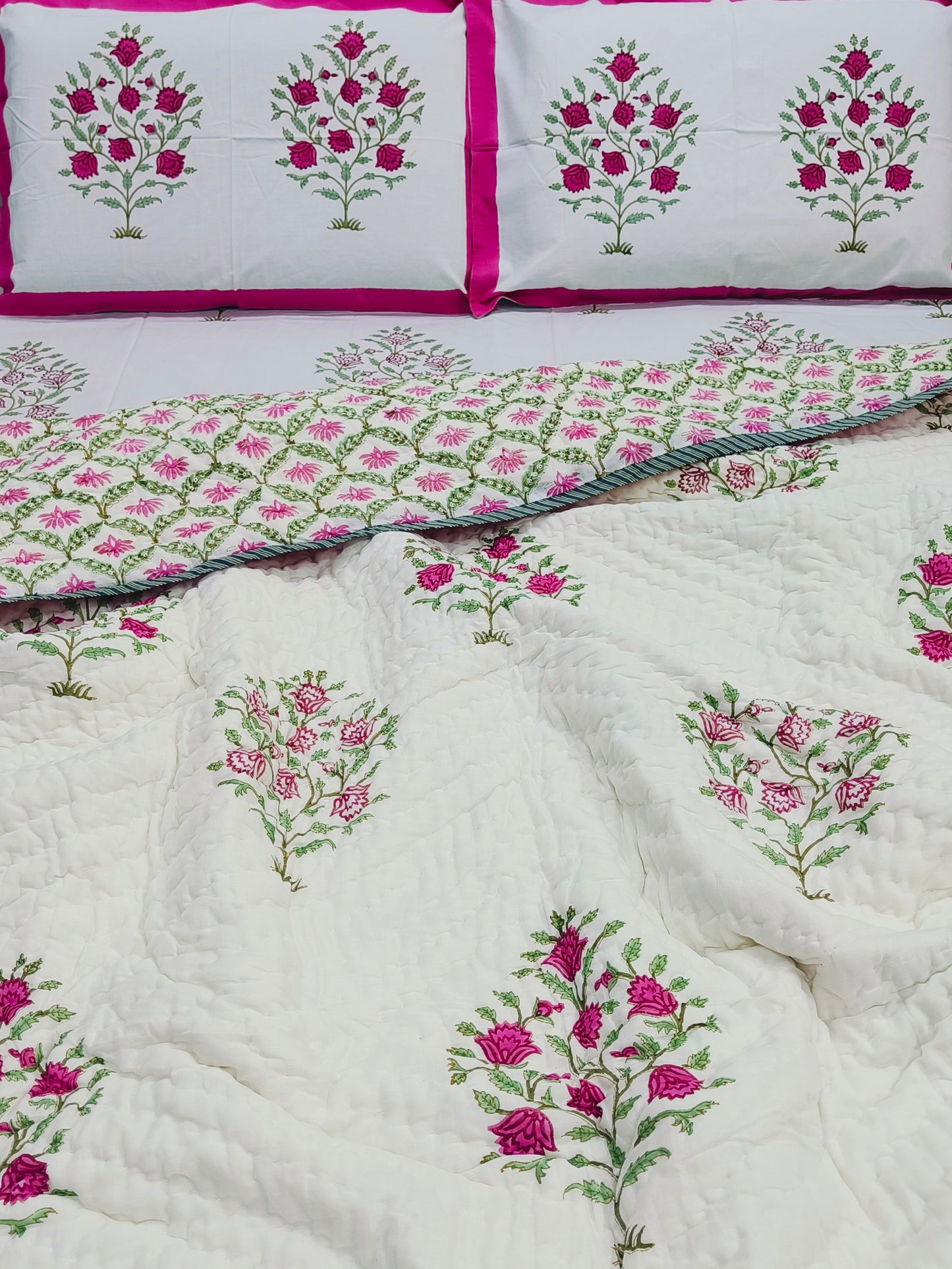 Bedding Sets with Quilts