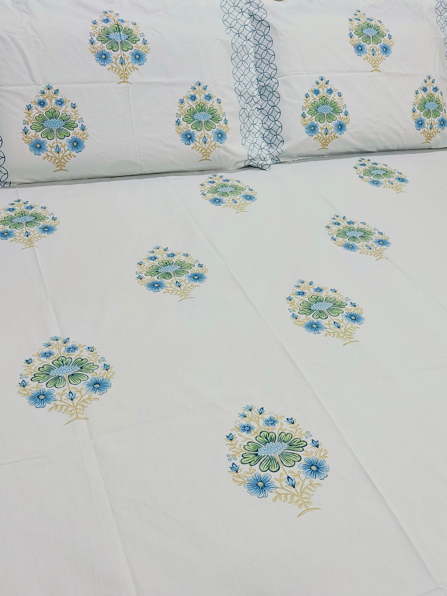 QUEEN Fitted Sheet