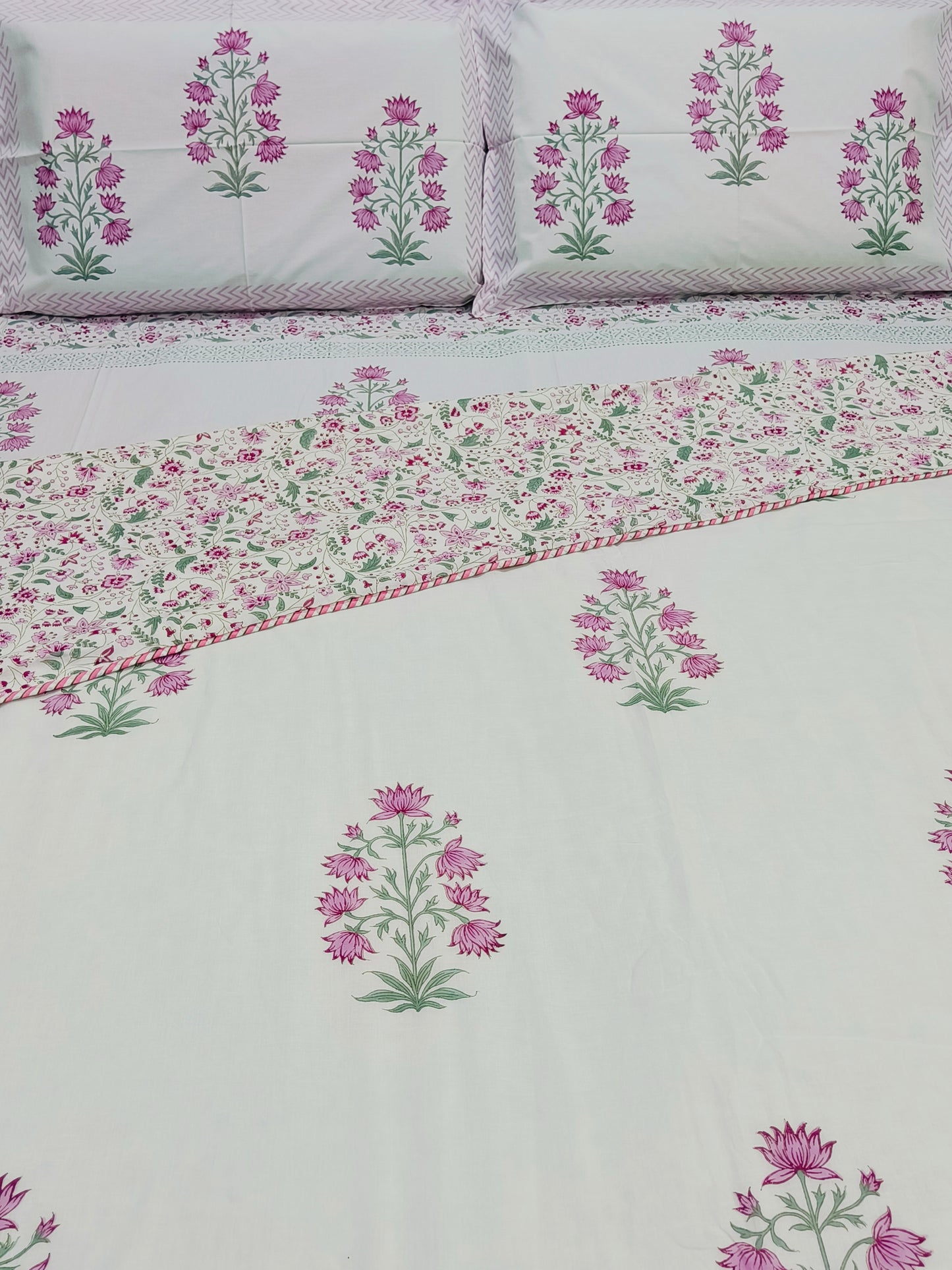 Bedding sets with Dohars