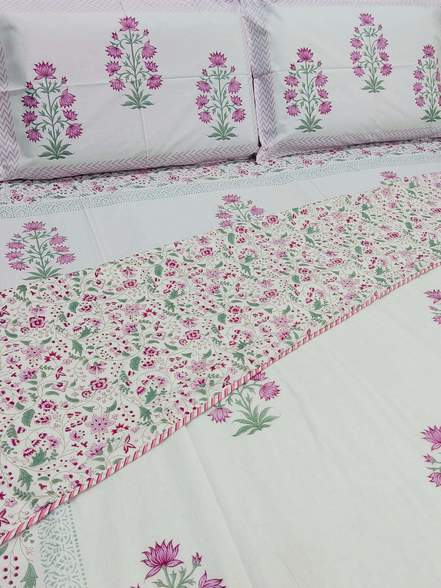 Bedding sets with Dohars
