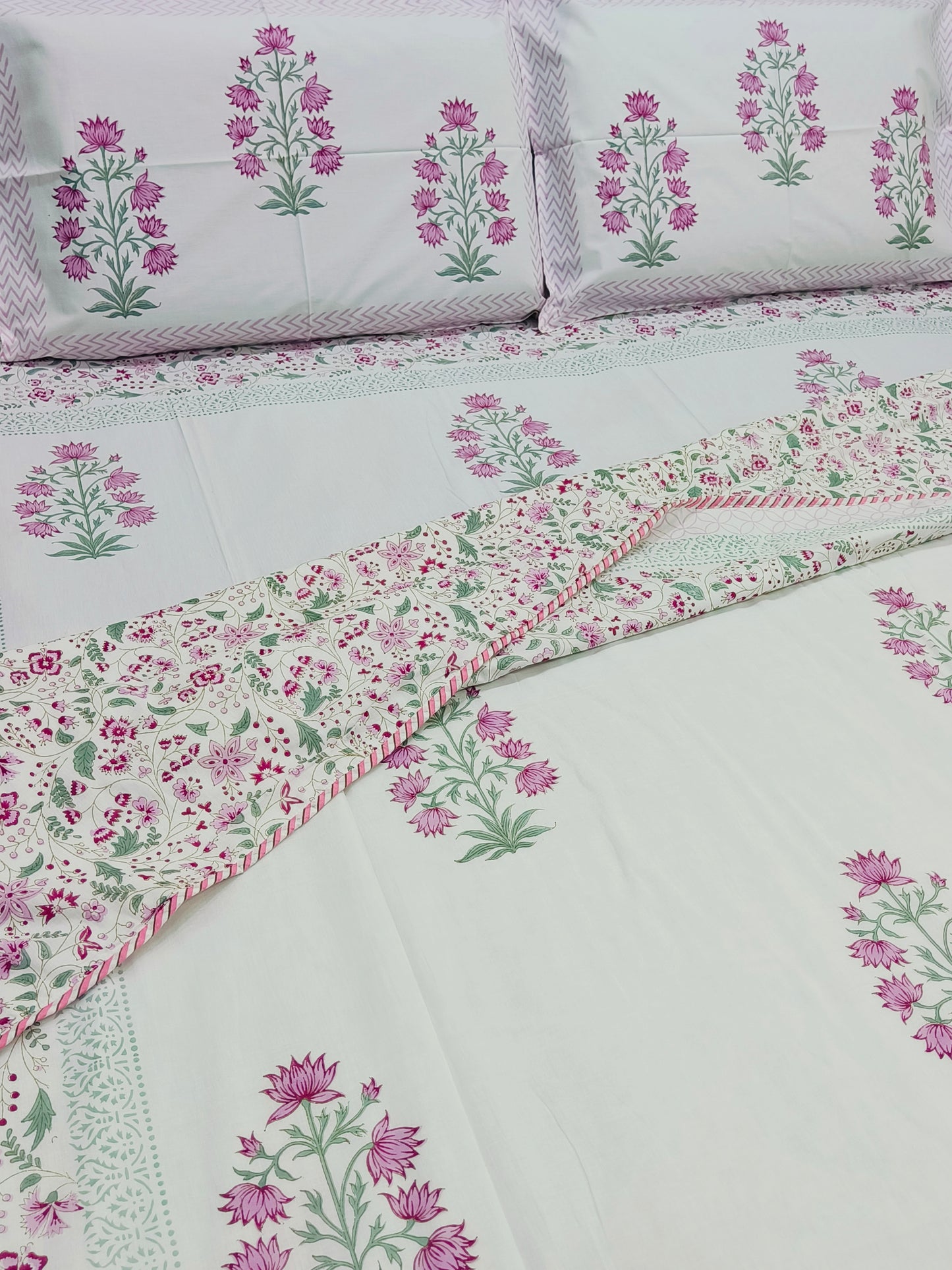 Bedding sets with Dohars