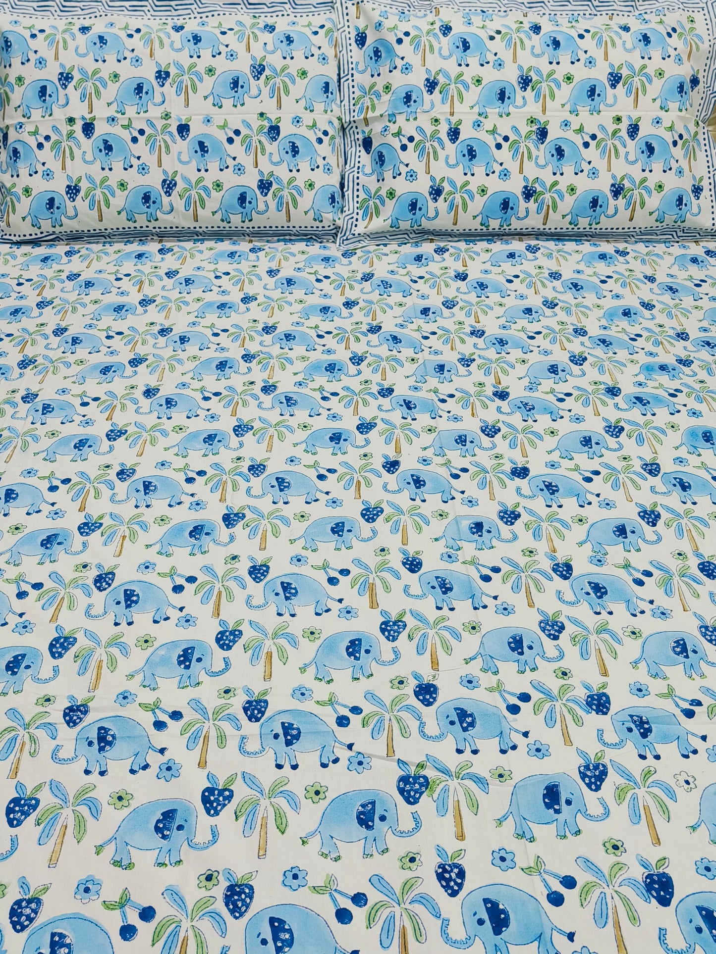 QUEEN Fitted Sheet