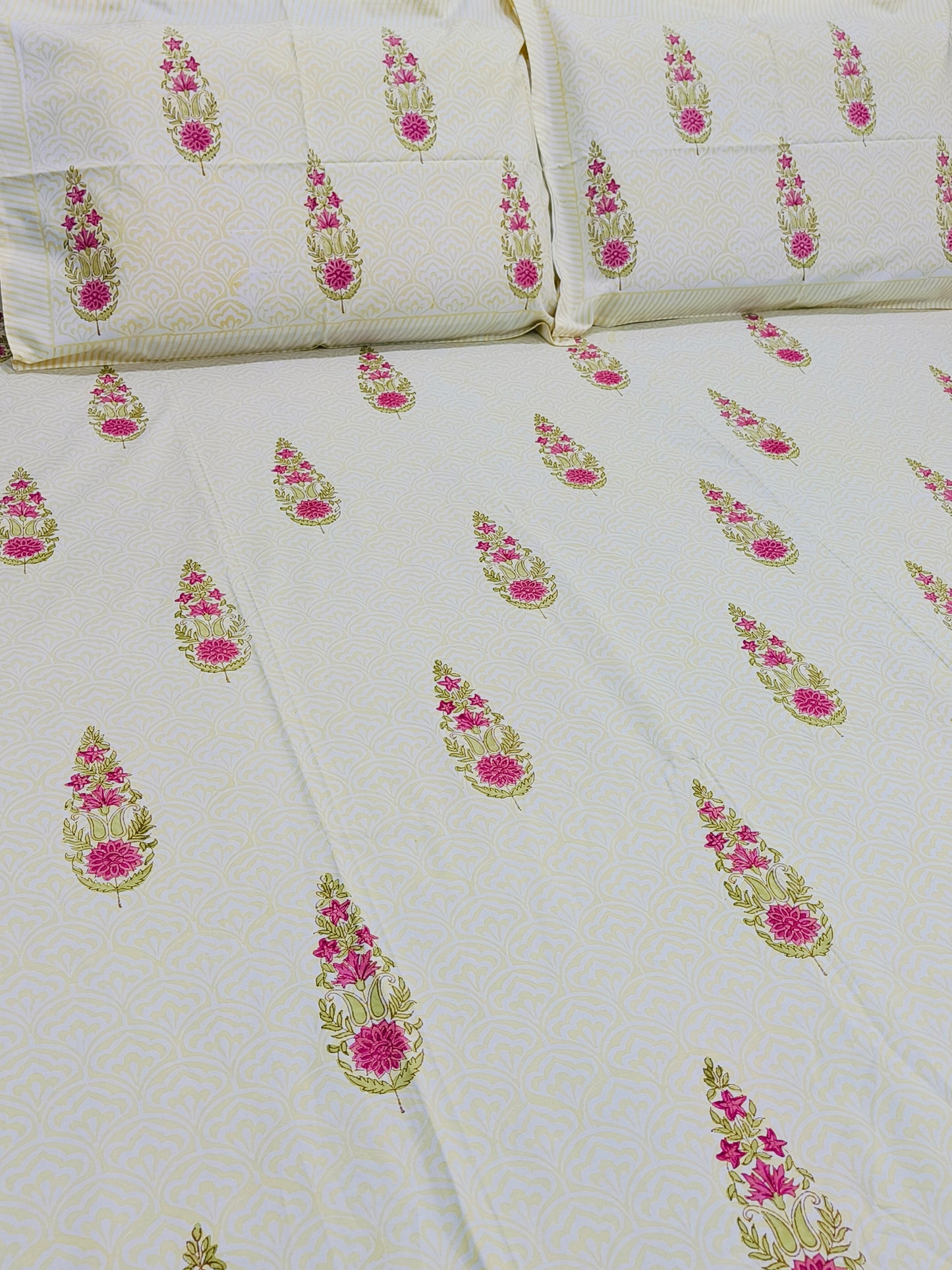 Handblock Printed Premium Bedsheets (Dispatch Time 24 Hours)