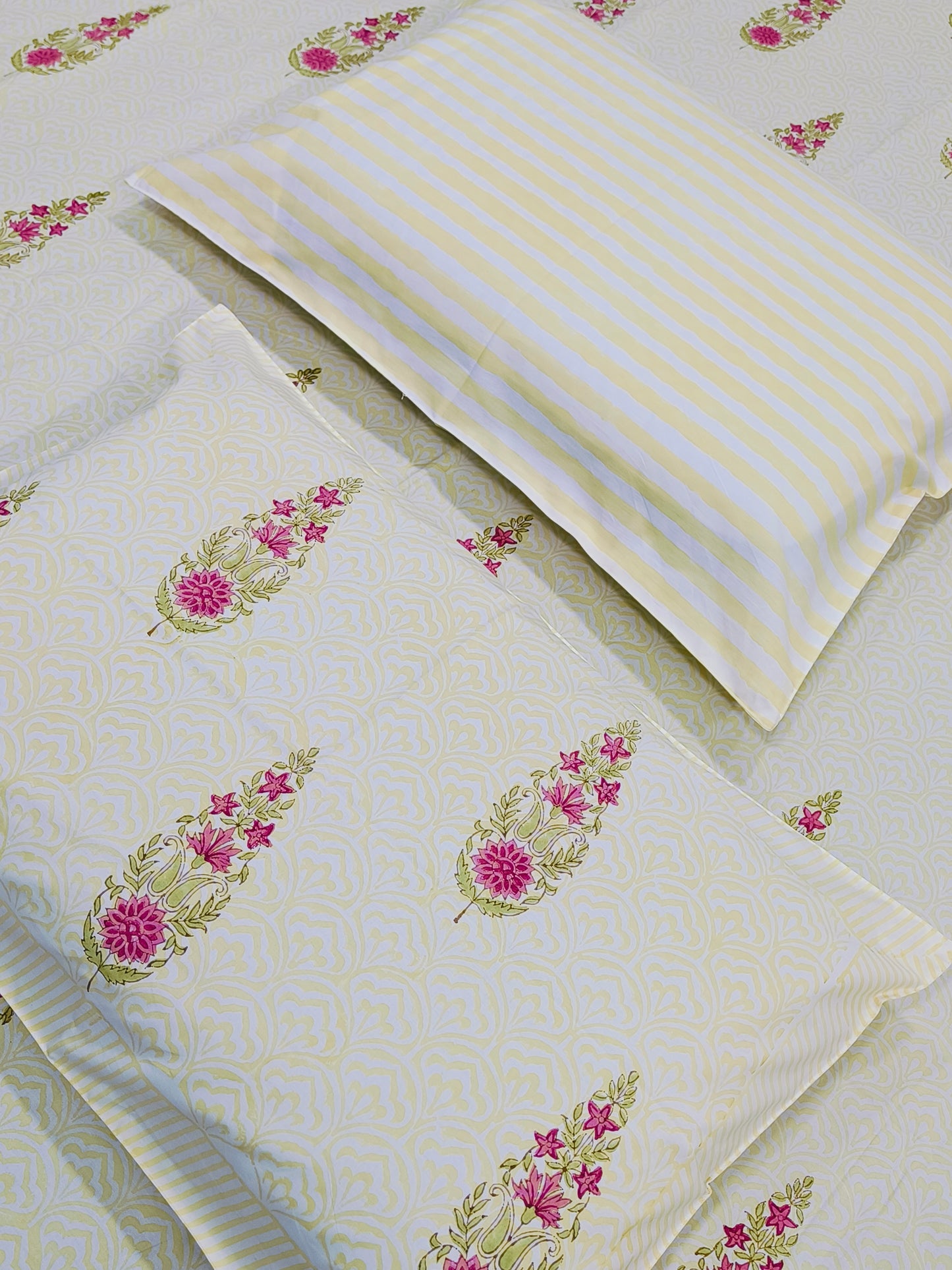 Handblock Printed Premium Bedsheets (Dispatch Time 24 Hours)