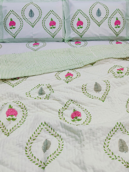 Bedding Sets with Quilts