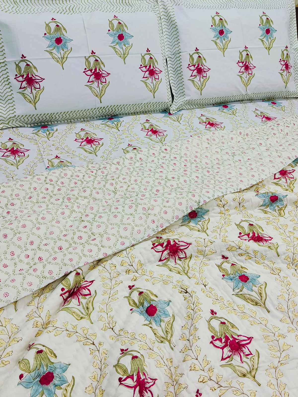 Bedding Sets with Quilts