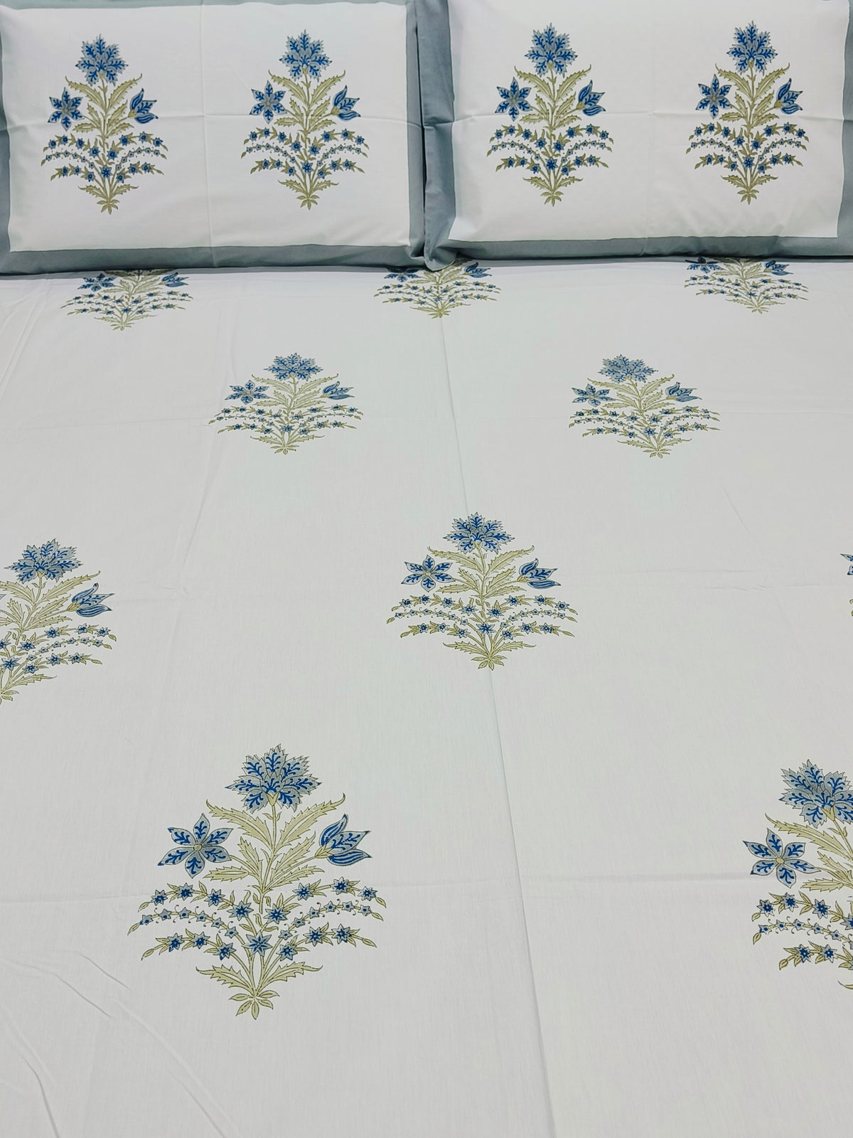 QUEEN Fitted Sheet