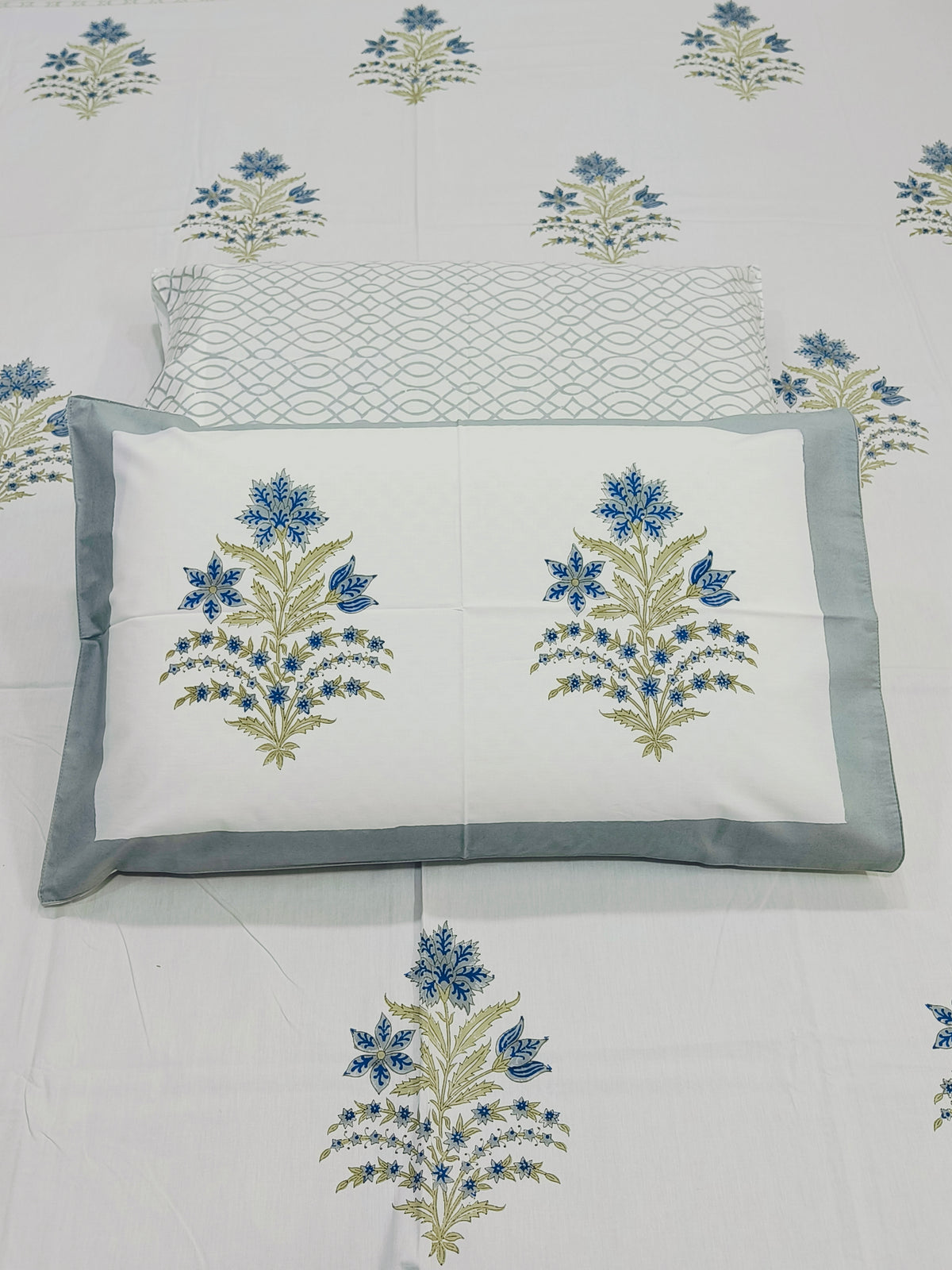 QUEEN Fitted Sheet