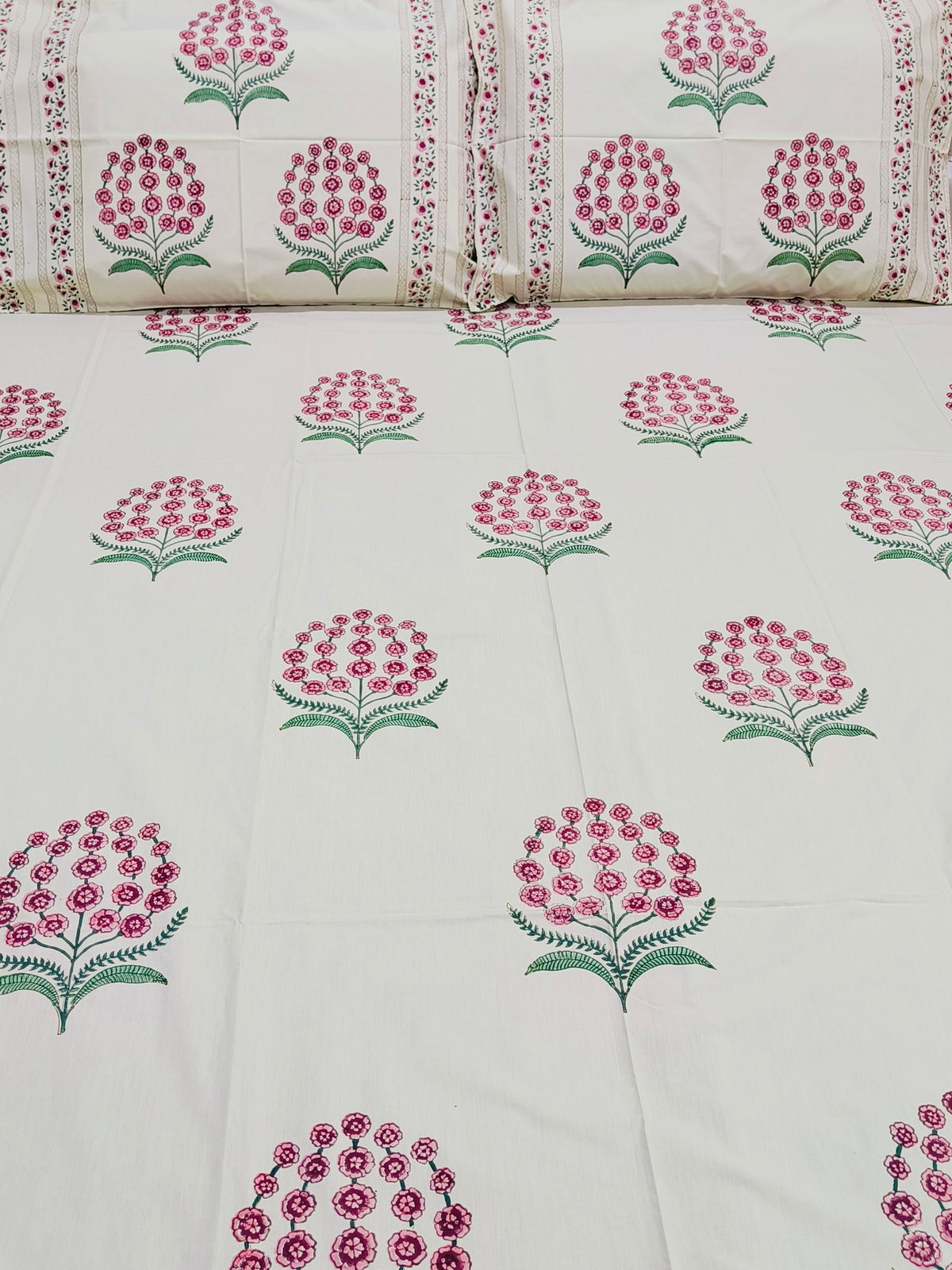 QUEEN Fitted Sheet (Beige Base)