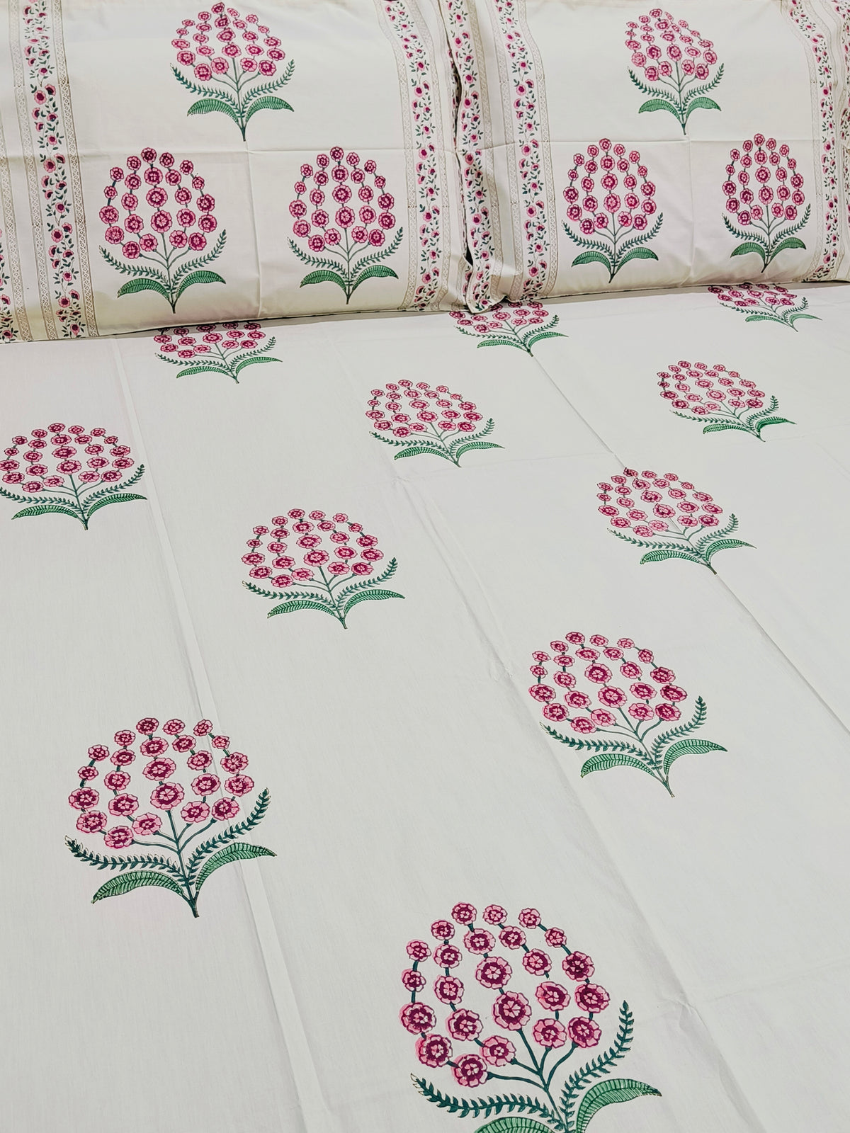 KING Fitted Sheet (Beige Base)
