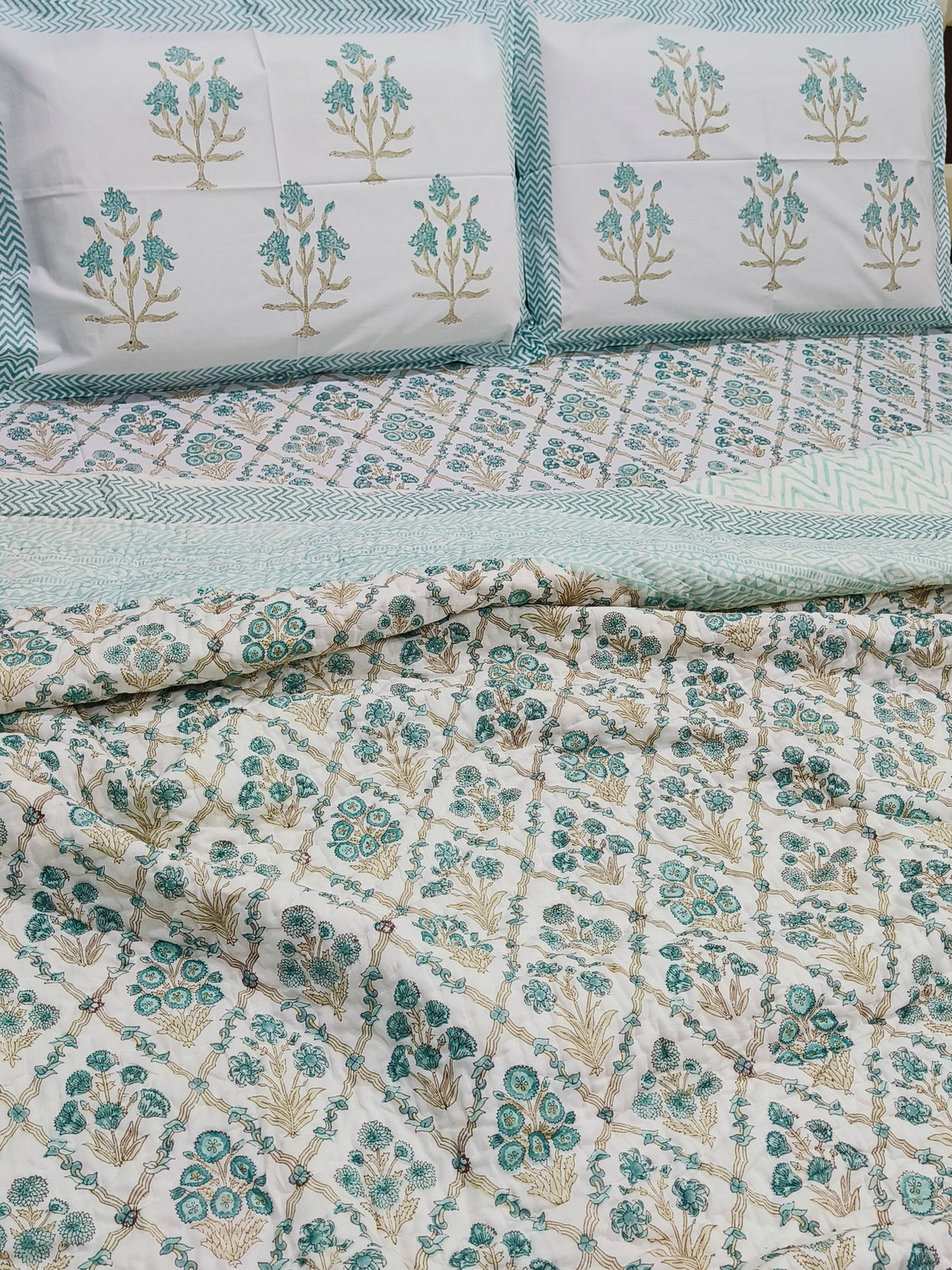 Bedding Sets with Quilts