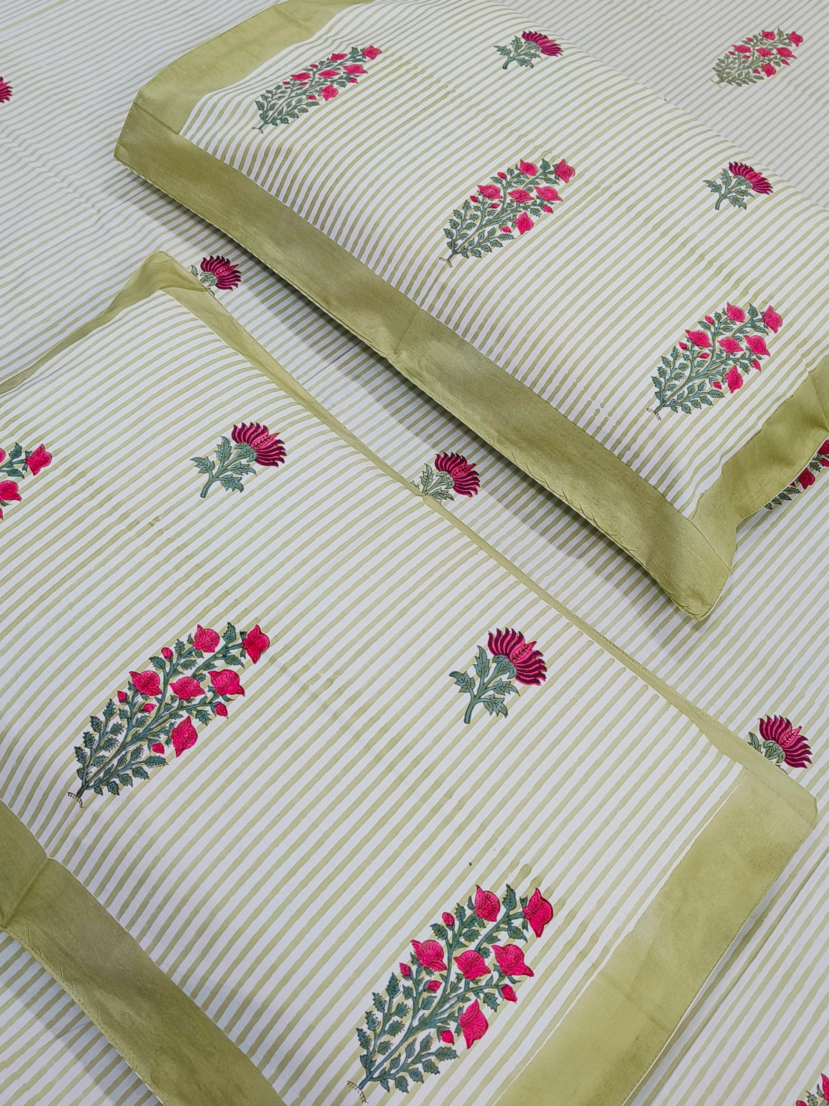 Handblock Printed Premium Bedsheets (Dispatch Time 24 Hours)