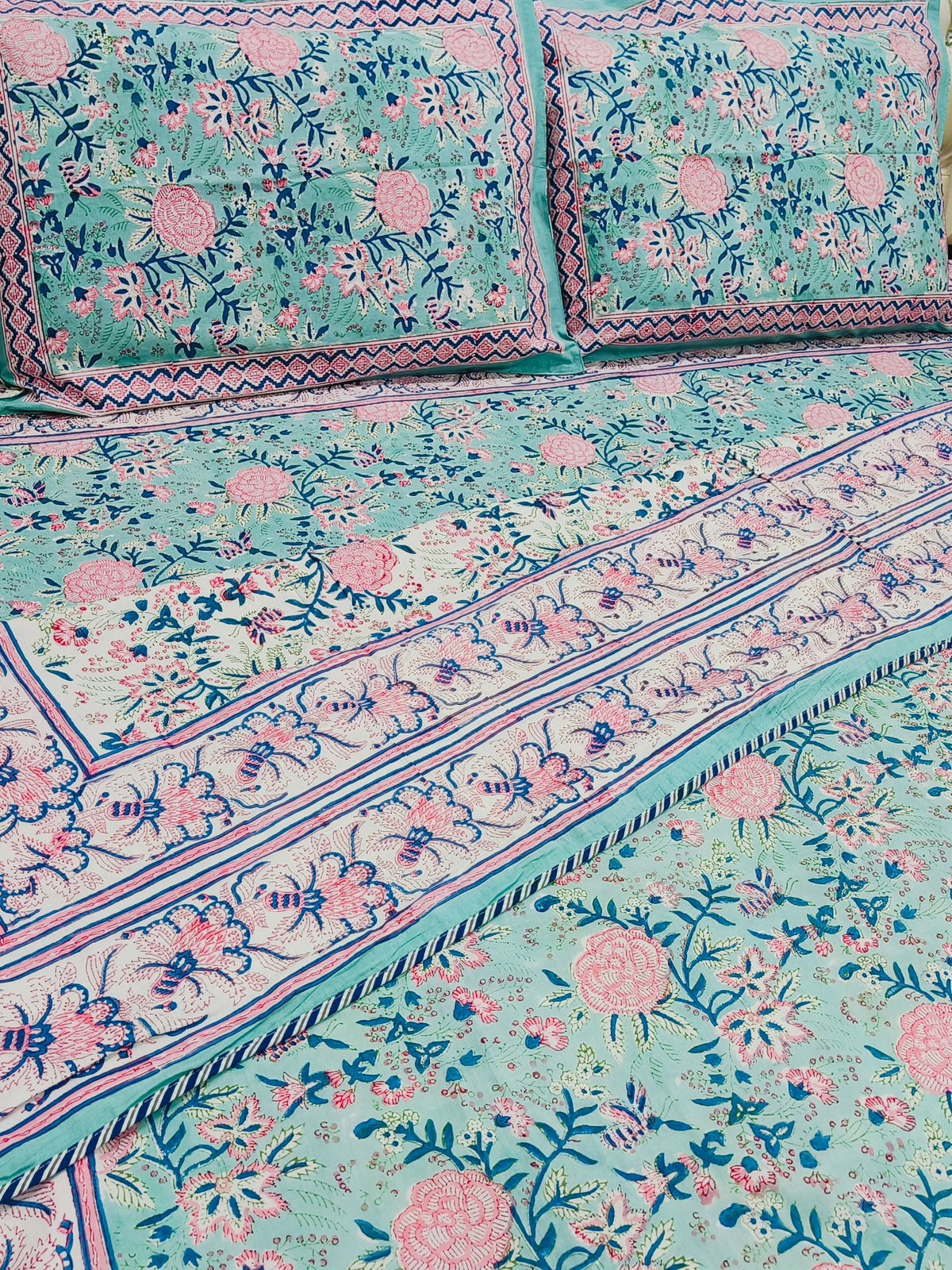 Bedding sets with Dohars