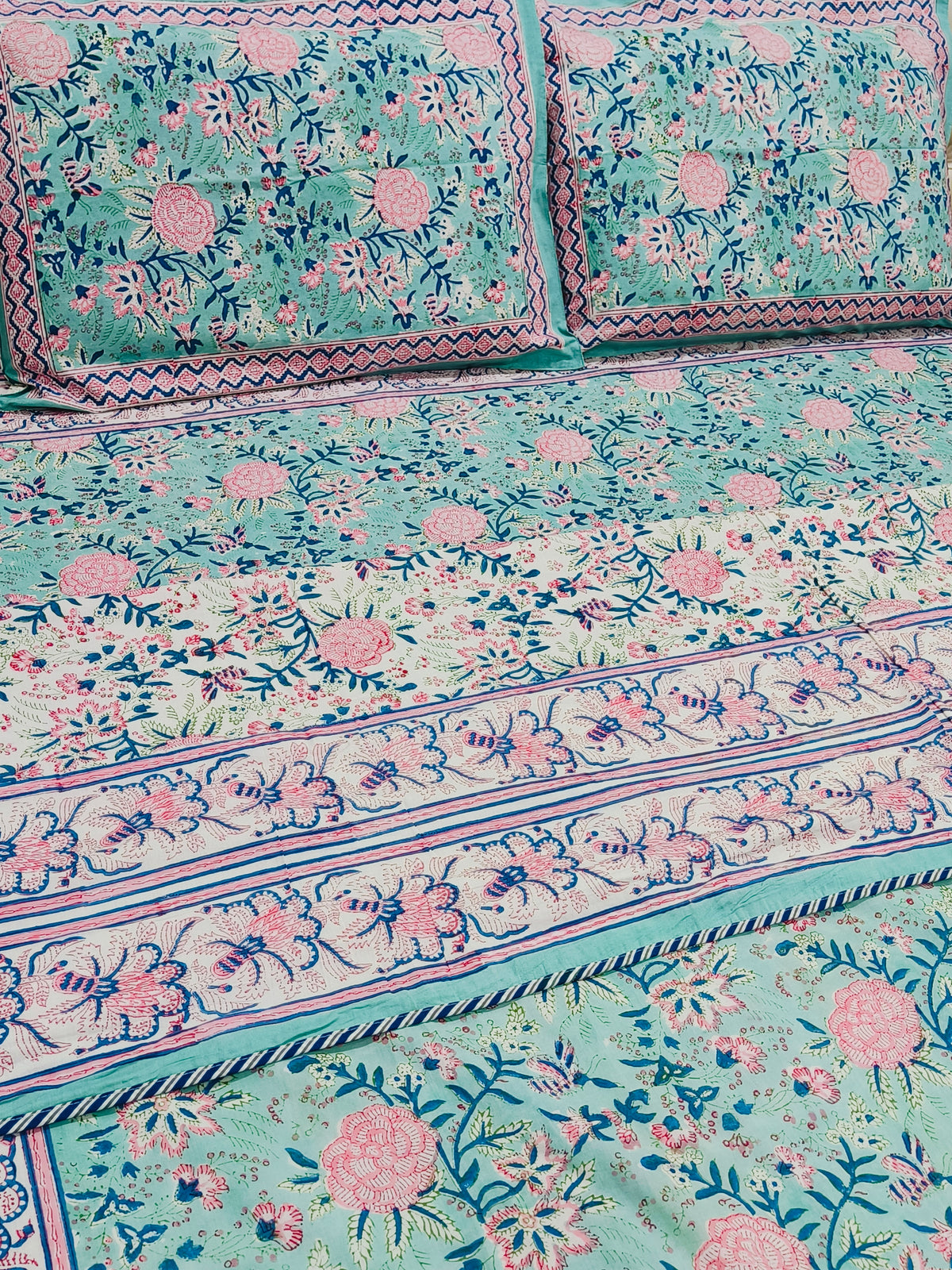 Bedding sets with Dohars